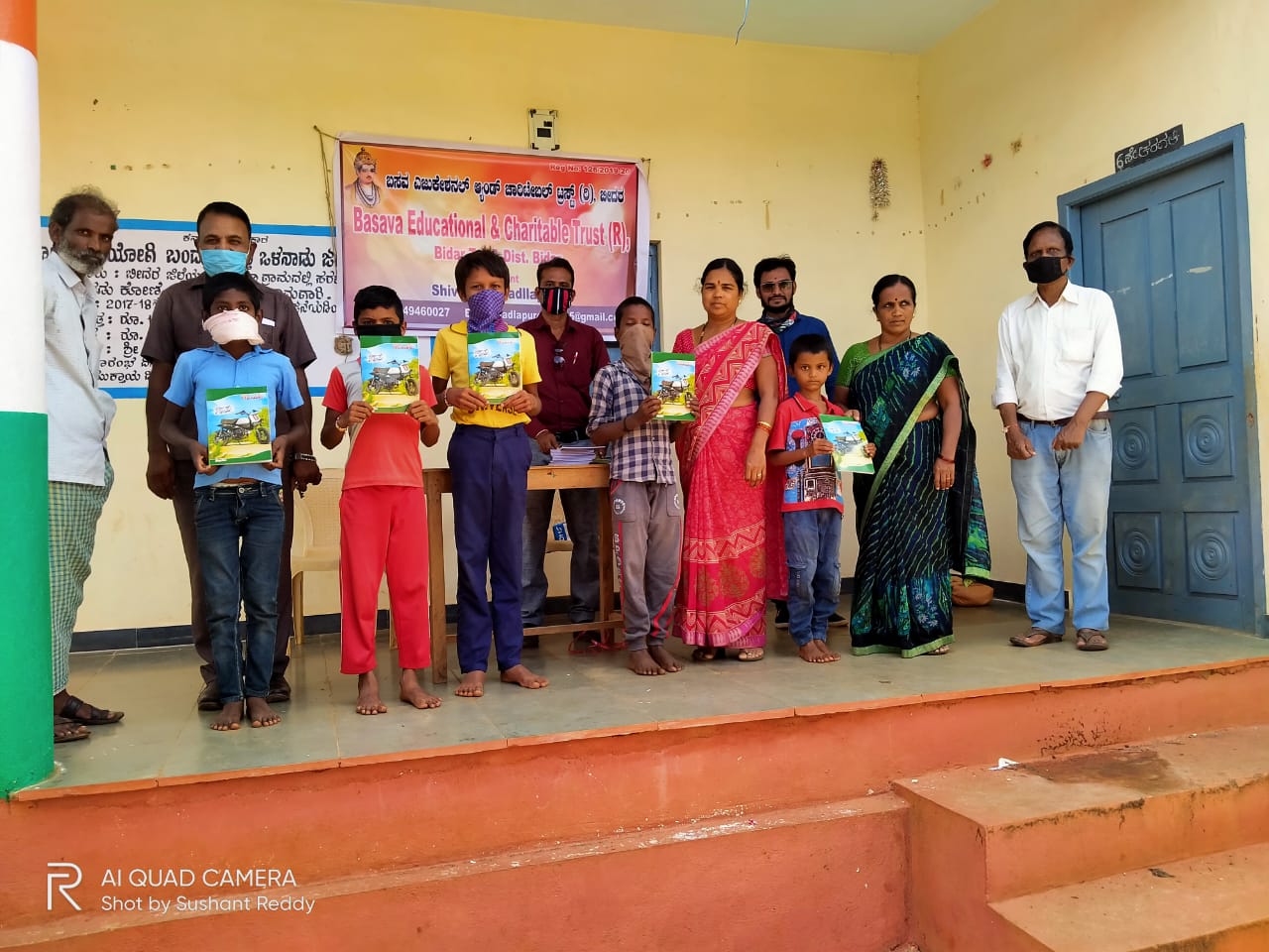 https://1ngo.sgp1.digitaloceanspaces.com/media/basava/1NGO-0529-Basava Educational & charitable Trust-Activities-Books Distribution.jpg